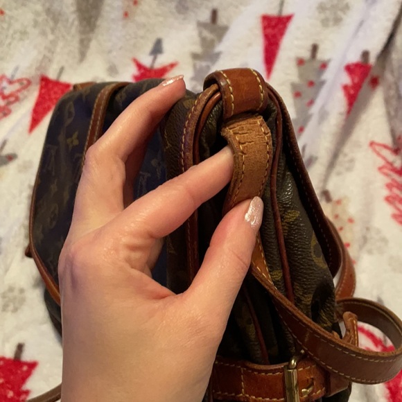 Louis Vuitton Discontinued Saumur bag - Picture 11 of 11